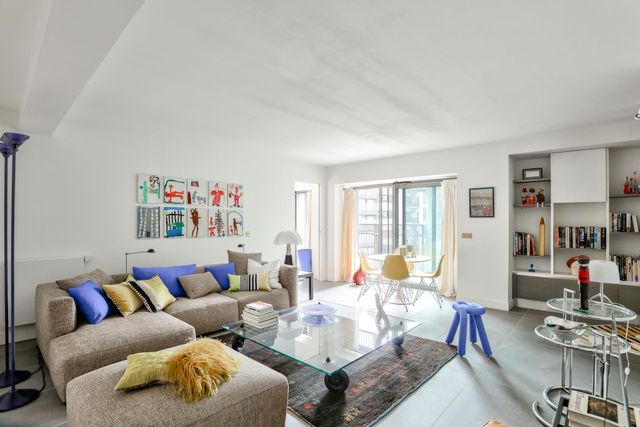 Appartement F2 à louer - 2 pièces - 68,73 m2 - Paris - 75014 - ILE-DE-FRANCE