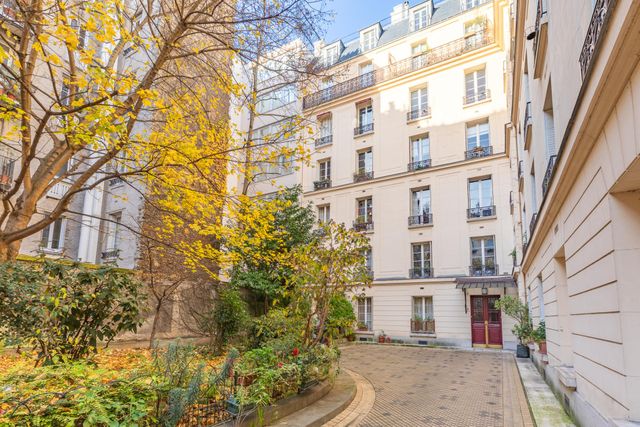 Appartement F3 à vendre - 3 pièces - 73,40 m2 - Paris - 75007 - ILE-DE-FRANCE